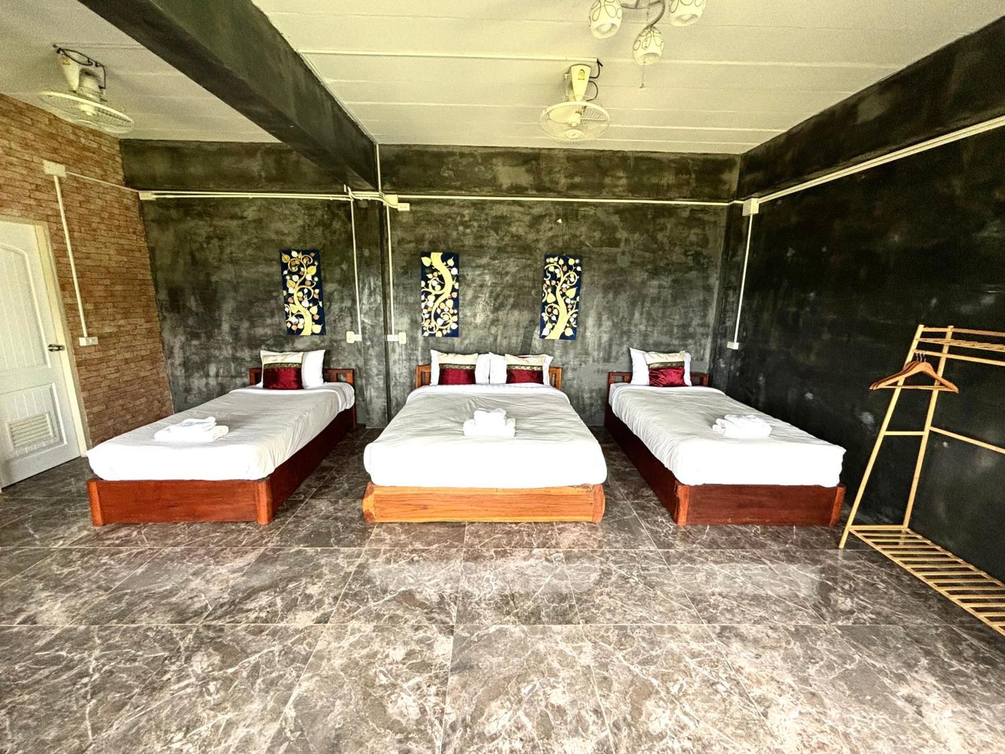 Hotel Pai Kiang Fa Extérieur photo